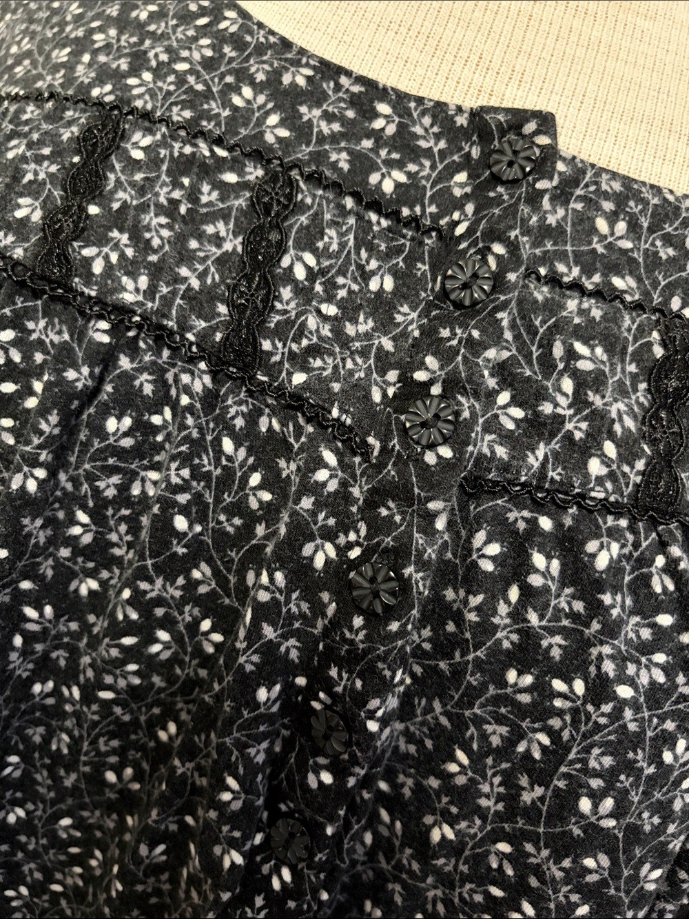 Croft and Barrow Black Floral Print Pullover Midi Cotton Nightgown Size 3X - Picture 4 of 15